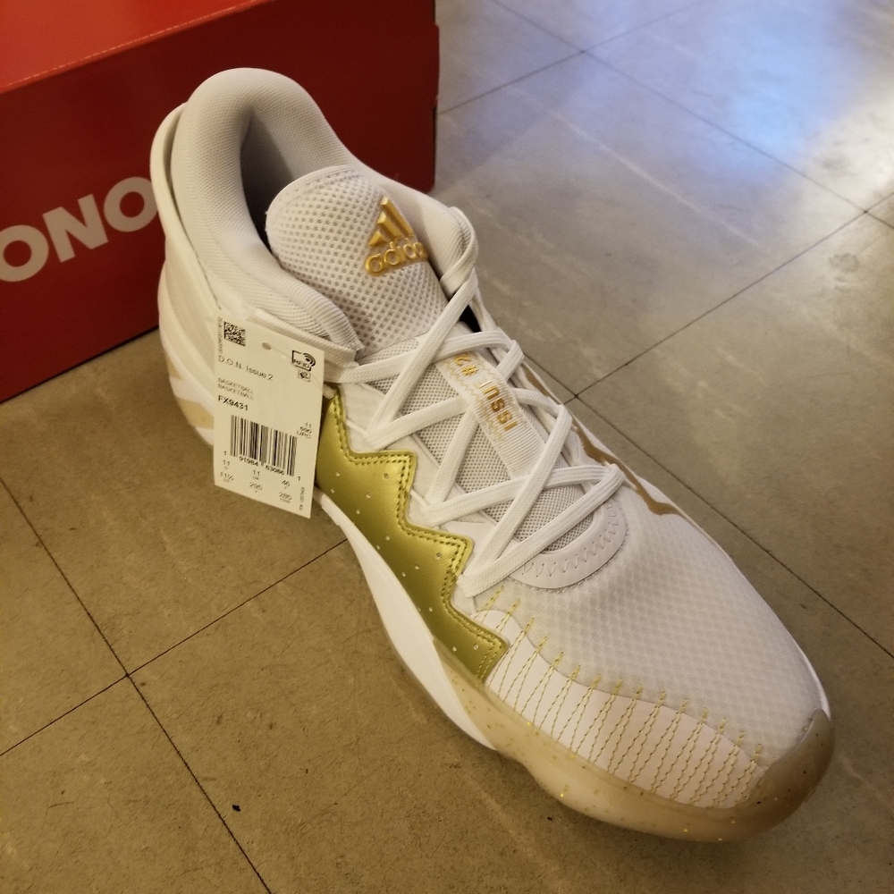 Adidas bounce donovan 2 men NWT size 11.5